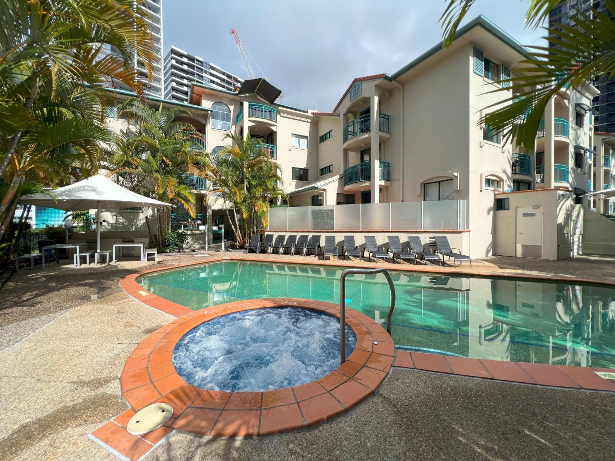 Cha Private Apts Aruba Beach Gold Coast Luaran gambar