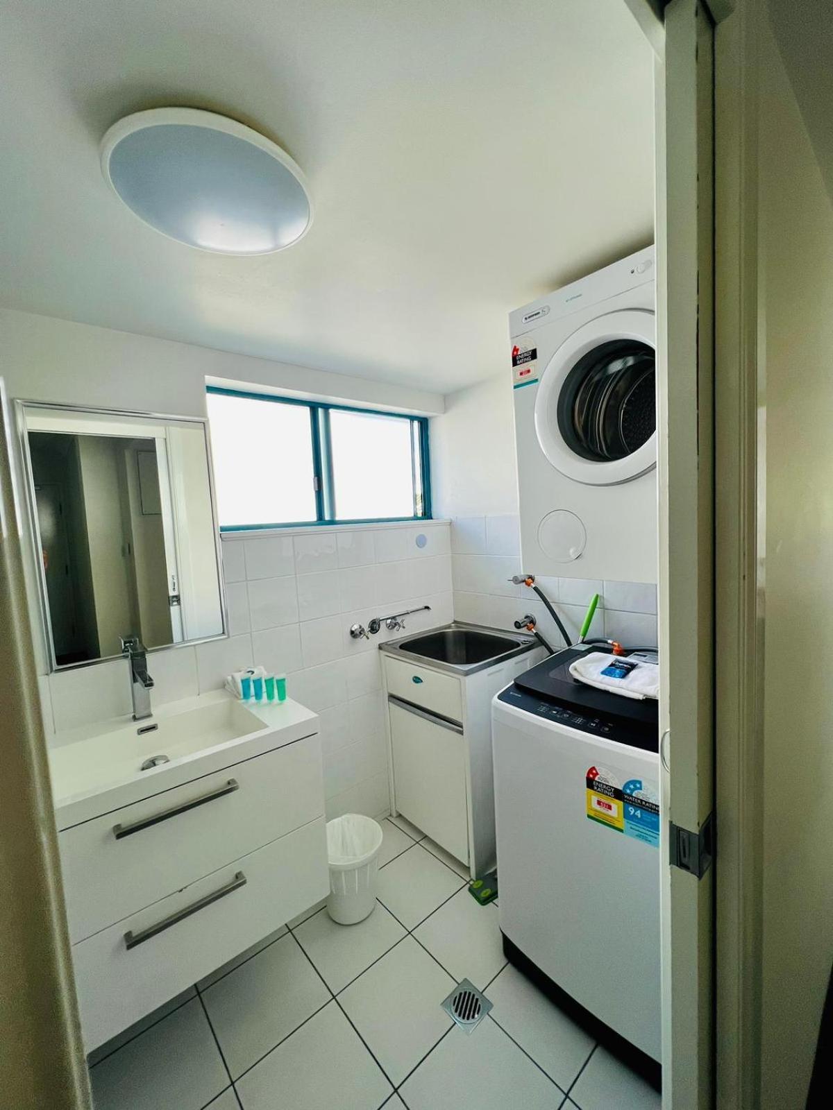 Cha Private Apts Aruba Beach Gold Coast Luaran gambar